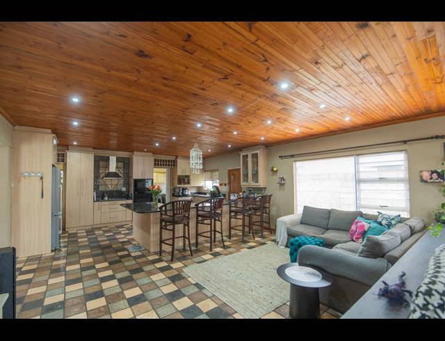 3 BEDROOM HOUSE FOR SALE IN KAMMA PARK